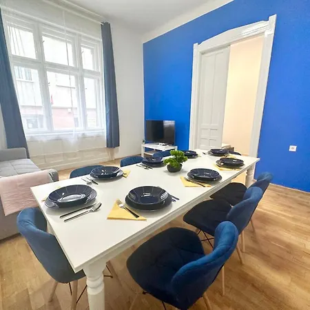 Elegant Apartman For 8 Person With Free Parking For 2 Cars Budapest Exterior photo